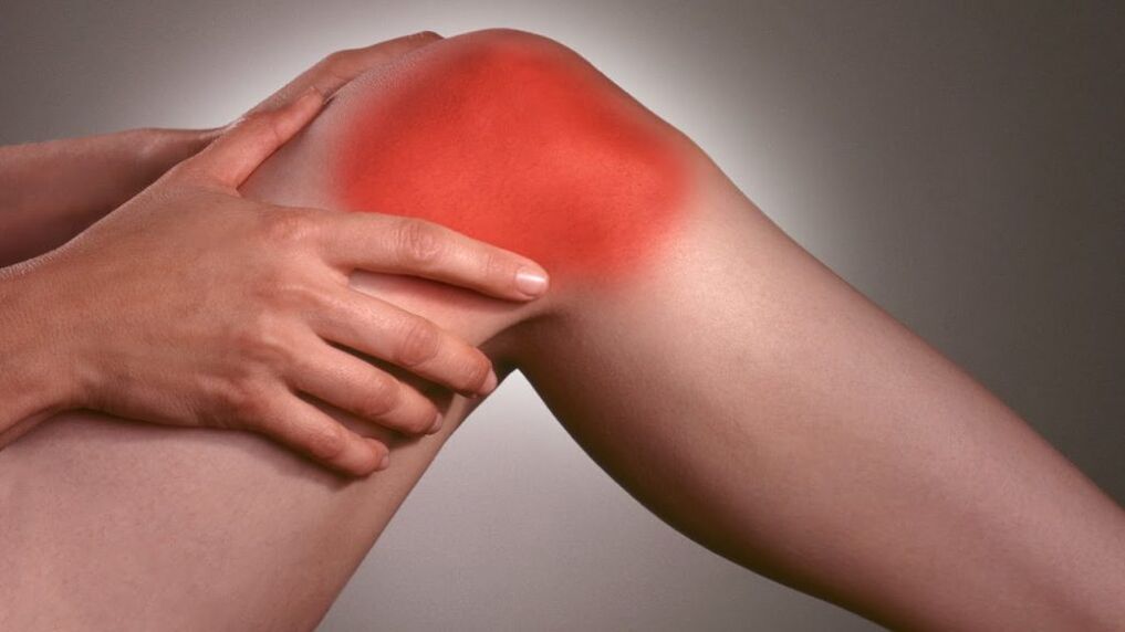 Douleur dans l'articulation du genou due à l'arthrose